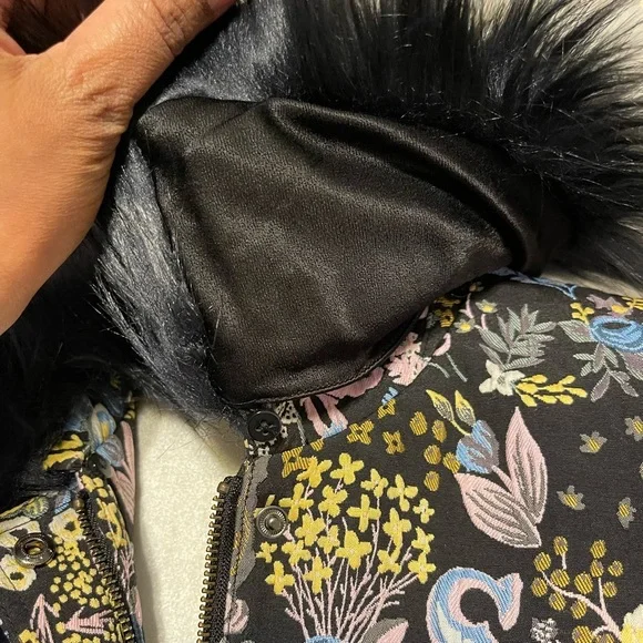 Sui by Anna Sui Colorful Tapestry Fur Vest L - Picture 11 of 17